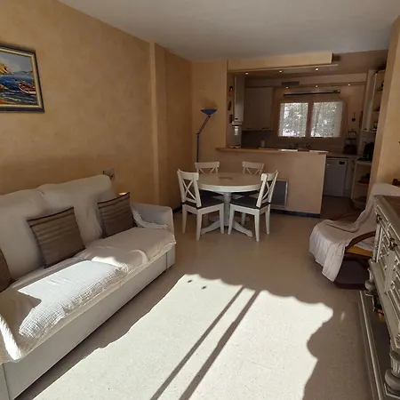 Climatise Centre-ville, Vue - 4 Pers. - Fr-1-780-99 Sainte-Maxime