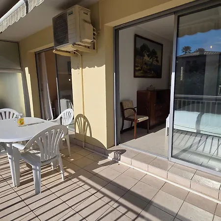 Climatise Centre-ville, Vue - 4 Pers. - Fr-1-780-99 Lejlighed *